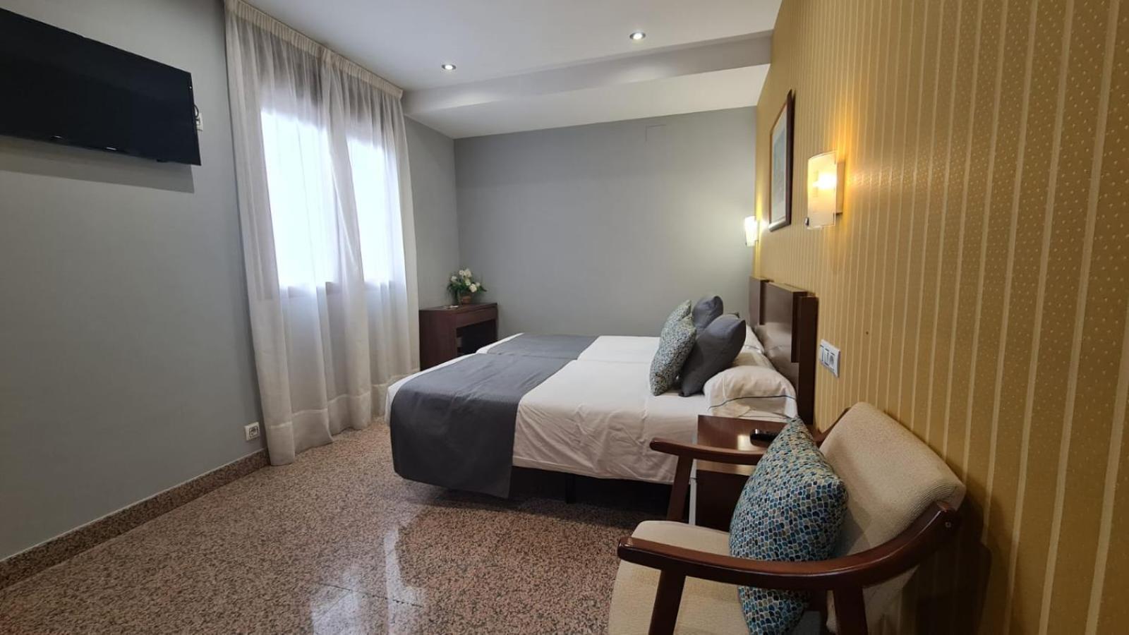Hotel Arcos Catedral Ciudad-Rodrigo Buitenkant foto